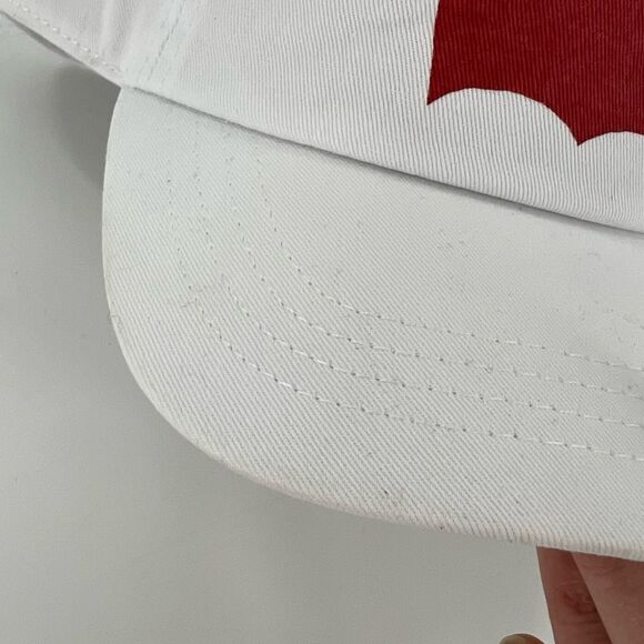 Levi’s SnapBack Baseball Hat White Red One Size NEW - Picture 3 of 9